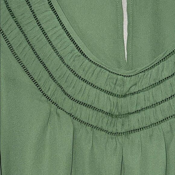 Zac & Rachel Green Pleated Blouse - Picture 5 of 11